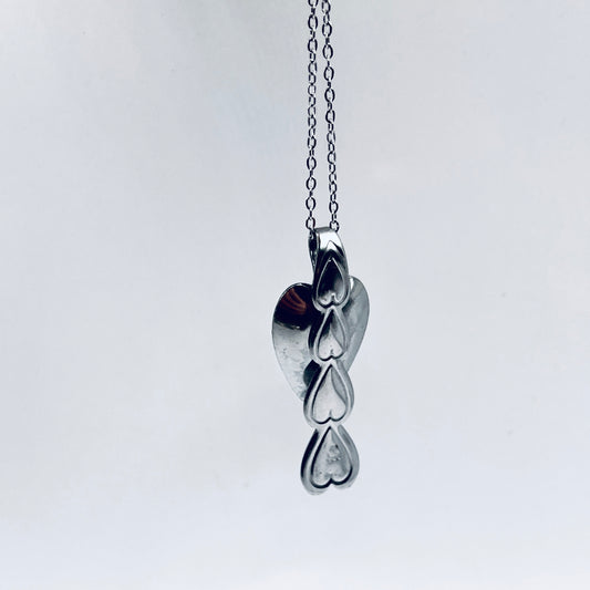 Pendente Artigianale Mod. INTERO CUORI Realizzato con Posata in ACCIAIO