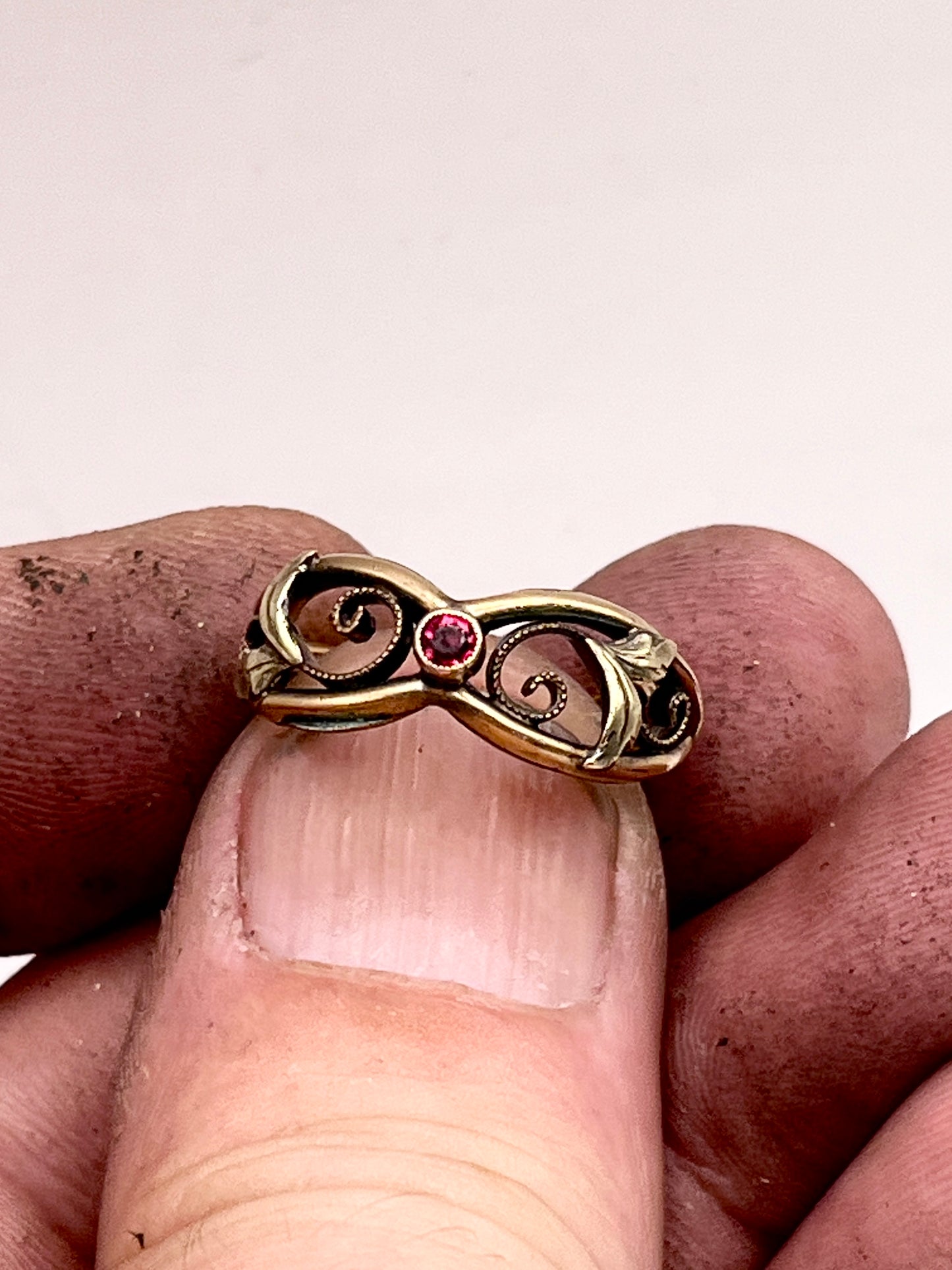 Anello Artigianale SPILLA INFINITI Mod. SPILLA GRANATO Realizzato con Antica spilla in Argento Bagnata Oro (Prima Metà del ’900)