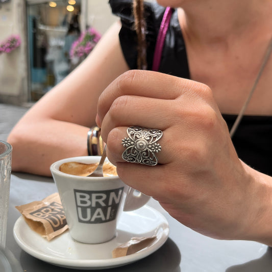 Anello Artigianale “BOCCHETTA SERRATURA FIORI” Realizzato con bocchetta serratura in Argento (Prima Metà del ’900)