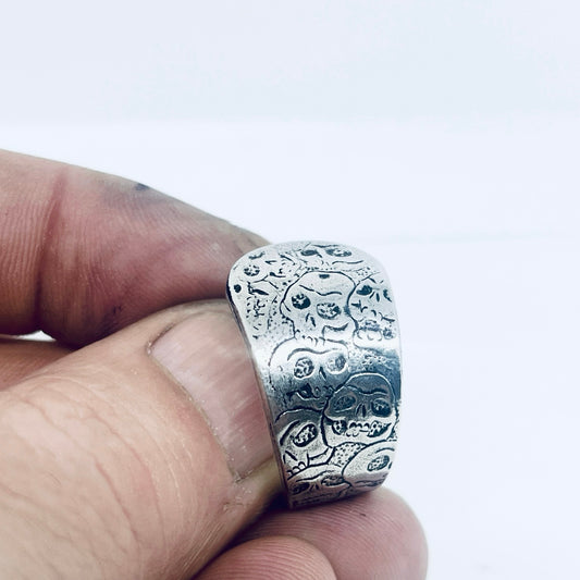 Anello Artigianale CALAVERAS Mod. CLASSICO  Realizzato con Antica posata in Argento (Prima Metà del ’900)