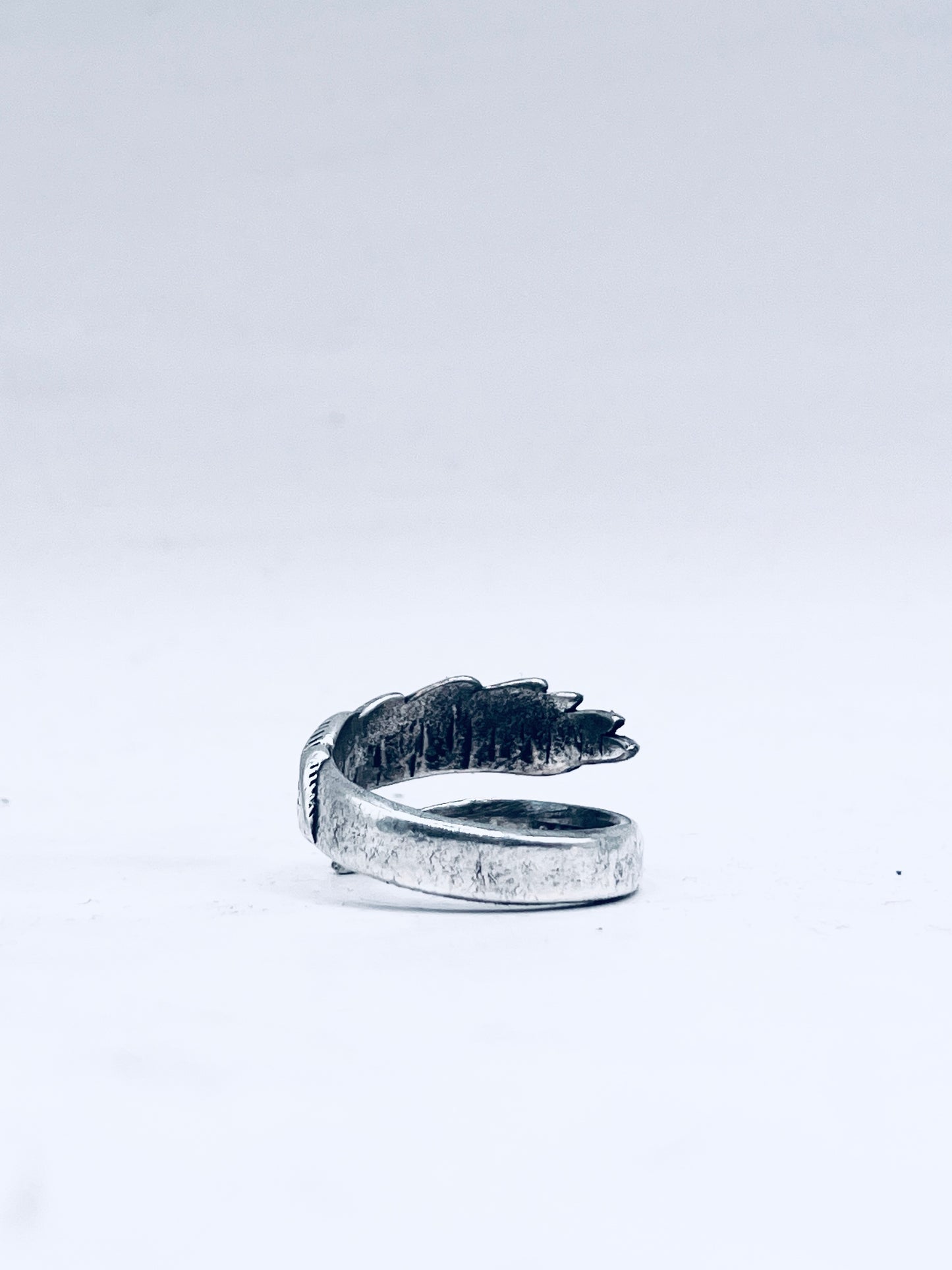 Anello Artigianale ALZAVOLO Mod. SPIRALE  Realizzato con  Antico tagliacarte in Argento (Prima Metà del ’900)