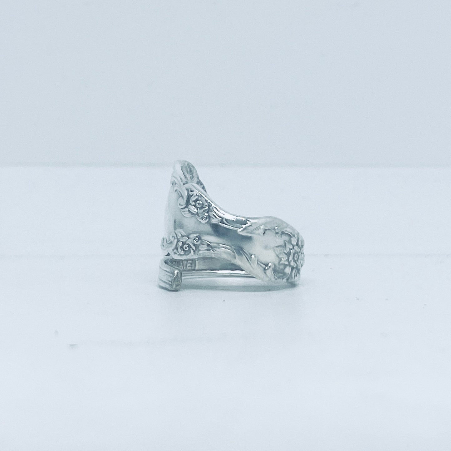Anello Artigianale Mod. SPIRALE  Realizzato con Antica posata in Argento (Prima Metà del ’900)