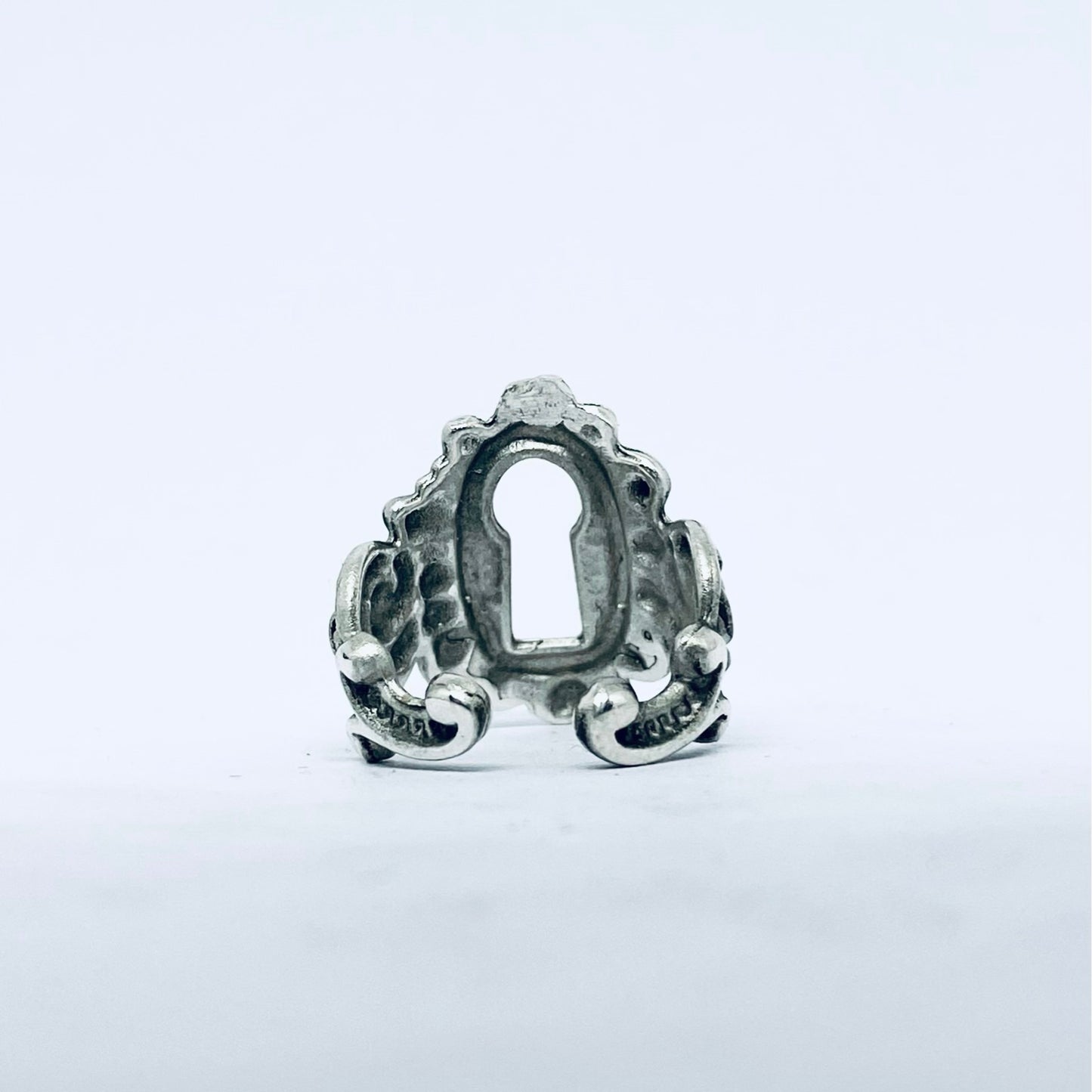 Anello Artigianale “SERRATURA OVALE” Realizzato con serratura in Argento (Prima Metà del ’900)