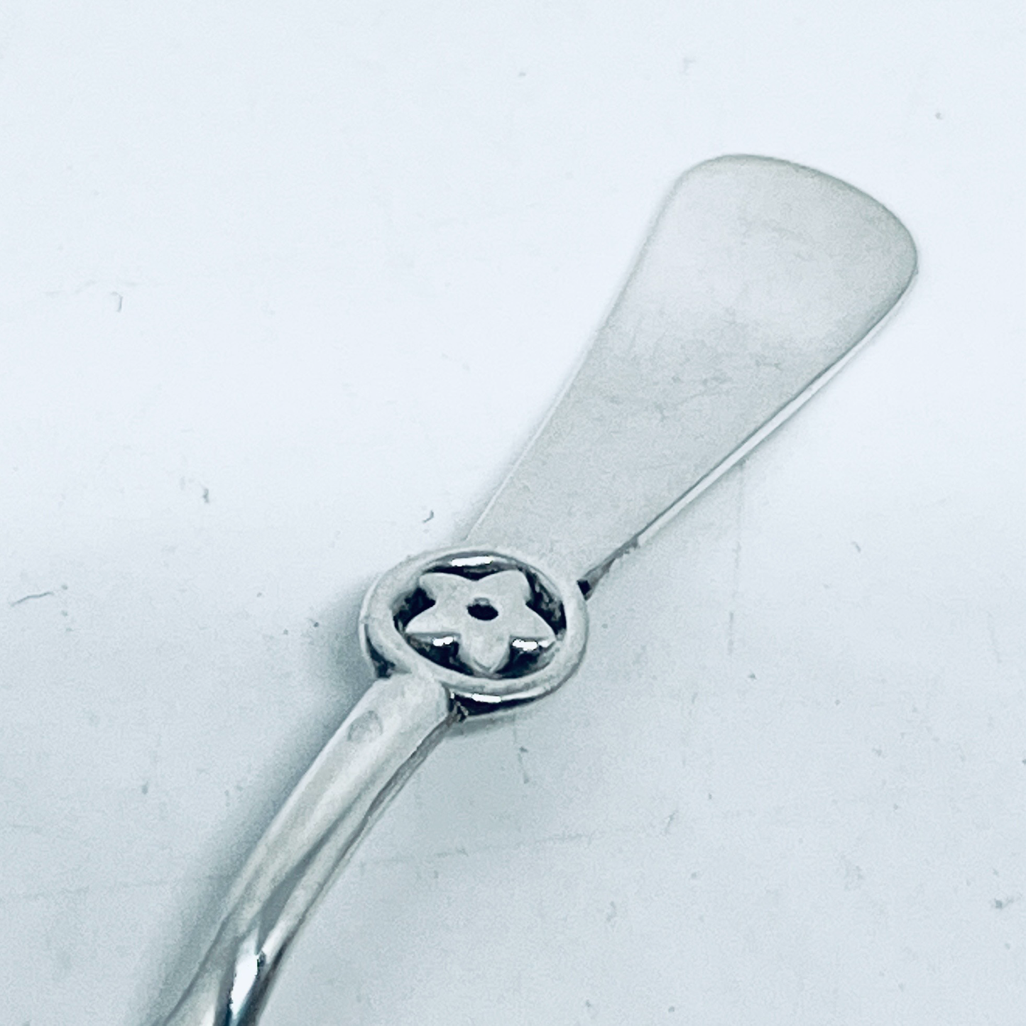 Anello Artigianale SALE STELLA CHE e CONCHIGLIA Mod. INTERO  Realizzato con intero Antico Cucchiaino in Argento (Prima Metà del ’900)