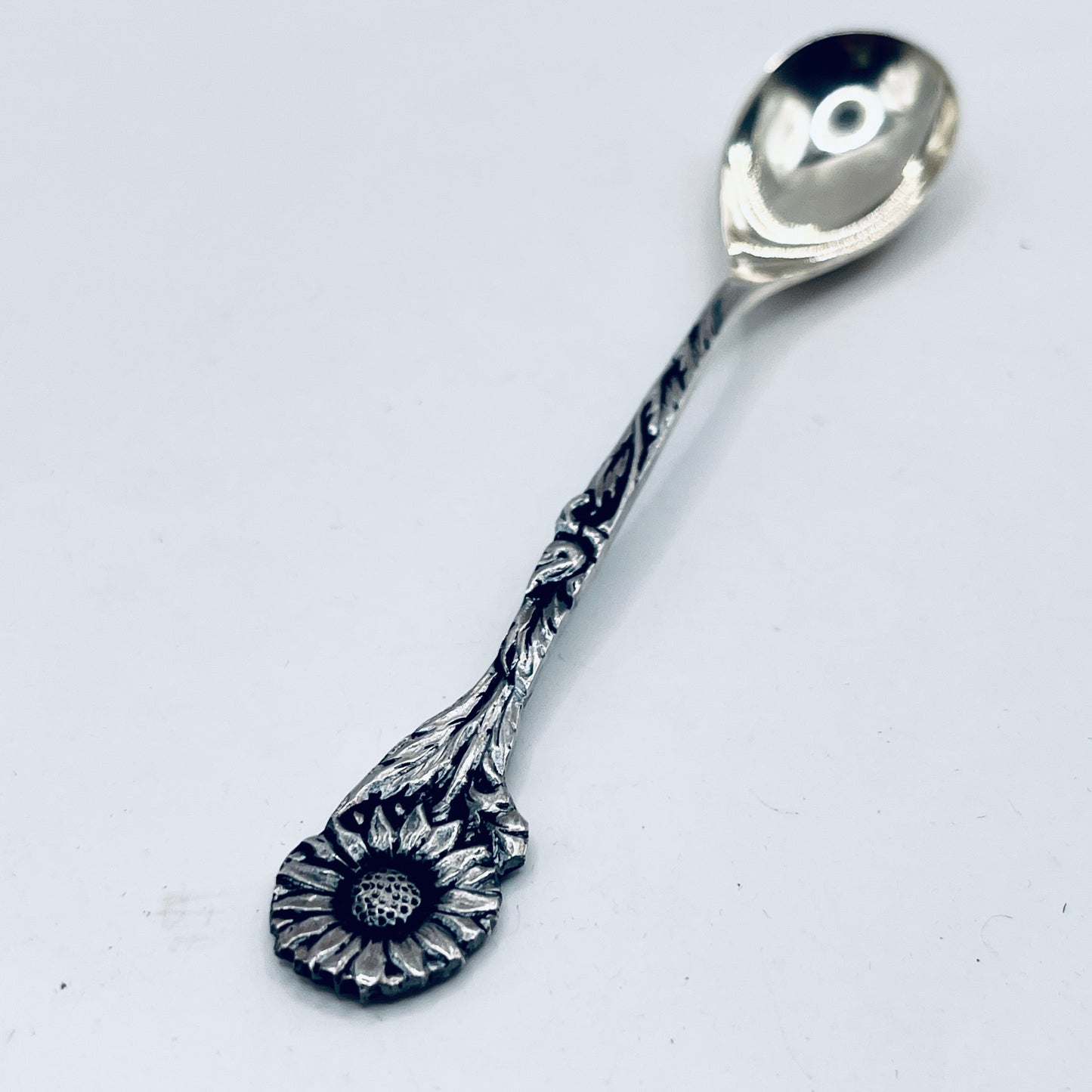 Anello Artigianale GIRASOLE Mod. CLASSICO  Realizzato con Antica posata in Argento (Prima Metà del ’900)