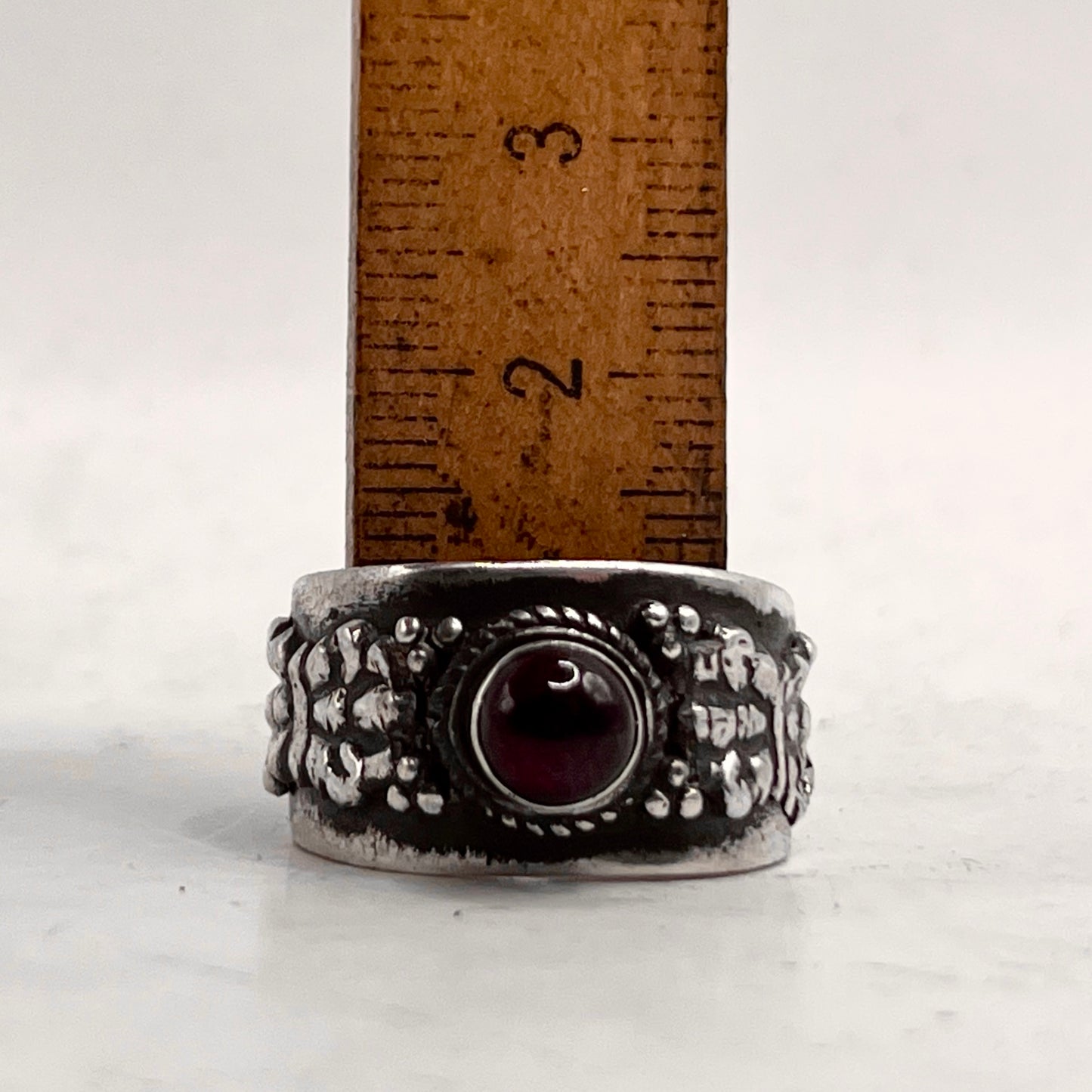 Anello Artigianale GRANATO 04 Mod. SPILLA Realizzato con Antica spilla in Argento (Prima Metà del ’900)