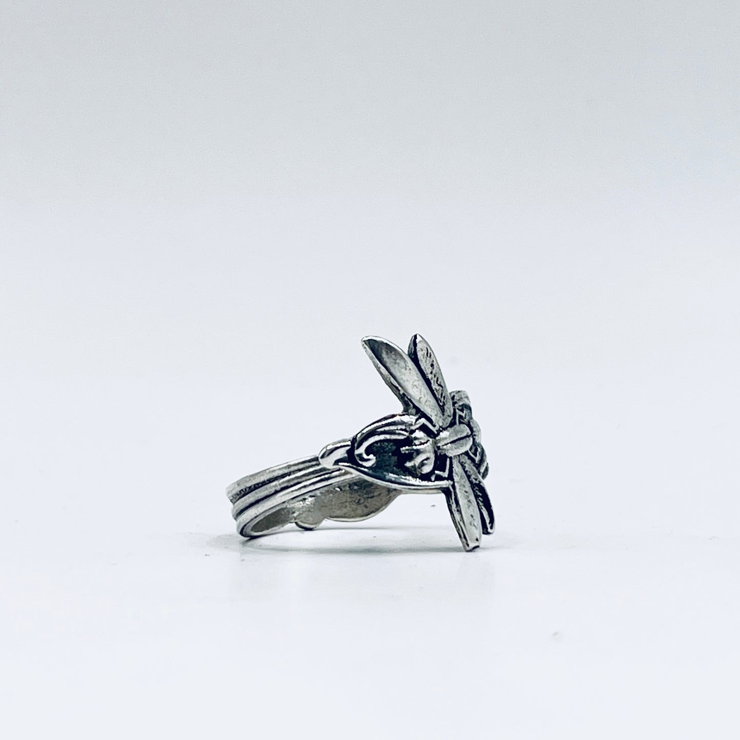 Anello Artigianale LIBELLULA Mod. CLASSICO/SPIRALE  Realizzato con Antica posata in Argento (Prima Metà del ’900)