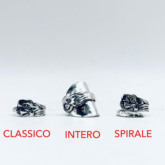 Anello Artigianale Mod. CLASSICO/SPIRALE/INTERO  “IRIS-GIGLIO”  Realizzato con Antica posata in Argento (Prima Metà del ’900)