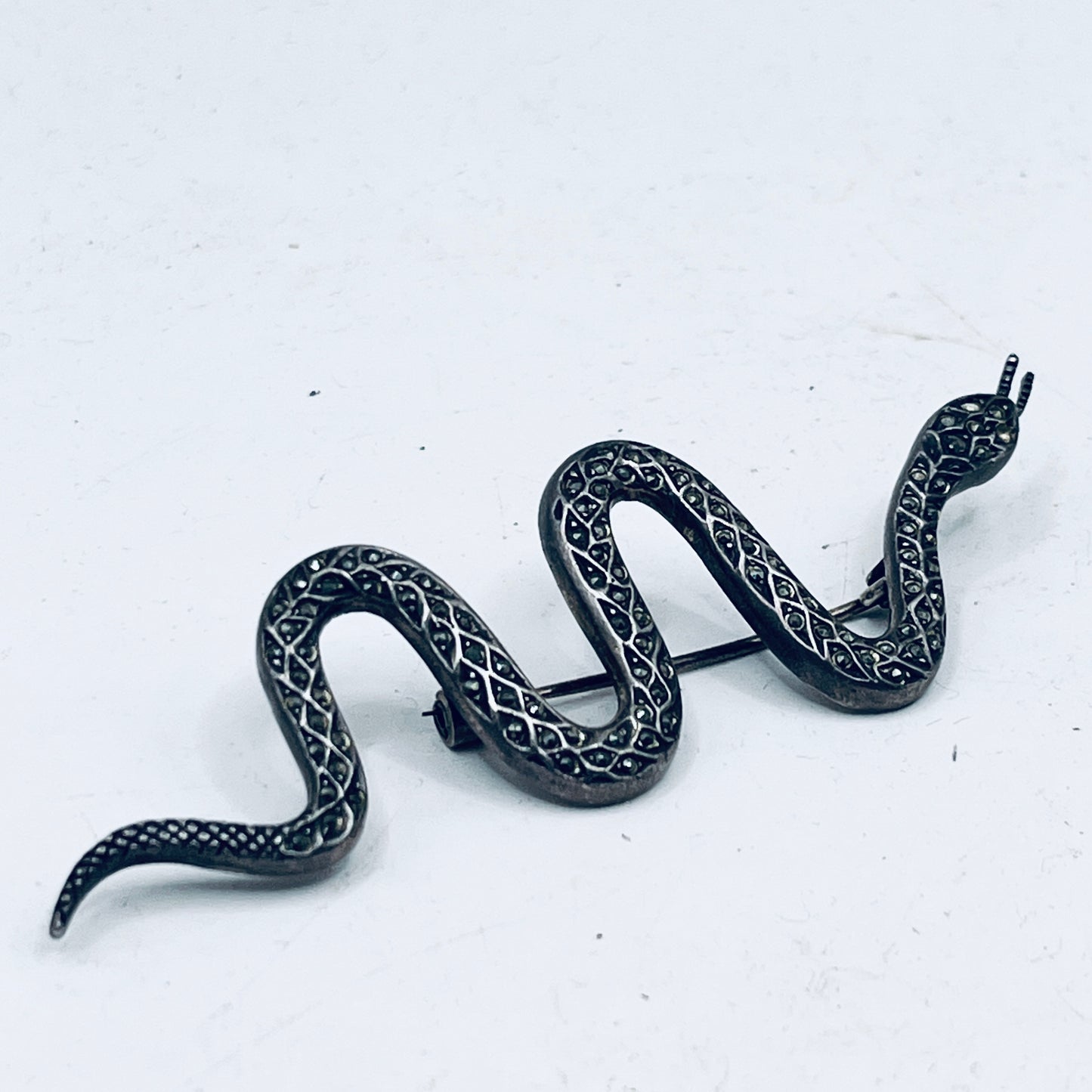 Anello Artigianale SERPENTE Mod. SPILLA Realizzato con Antica spilla in Argento (Prima Metà del ’900)
