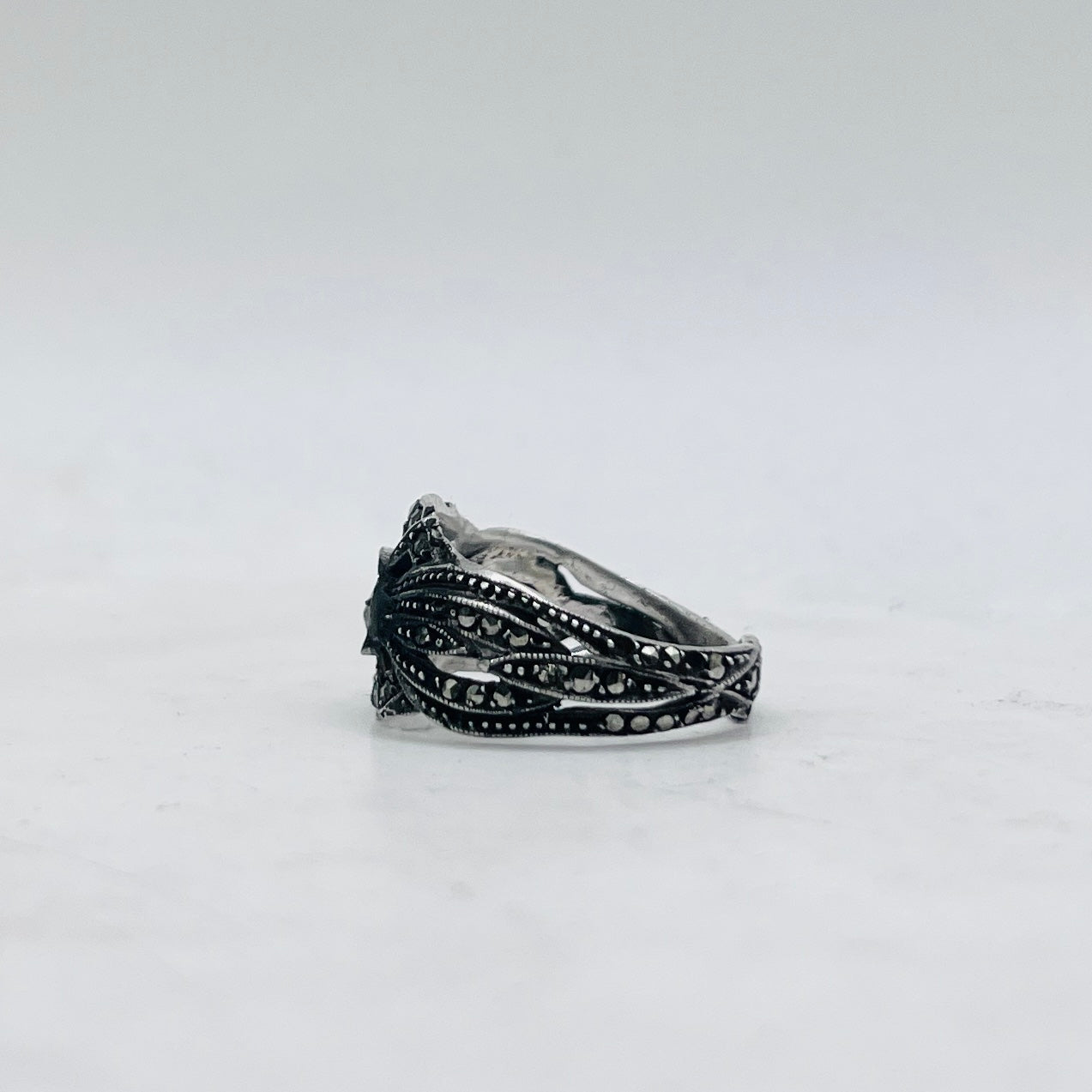 Anello Artigianale SPILLA ONICE MARCASSITE Mod. SPILLA Realizzato con Antica spilla in Argento (Prima Metà del ’900)