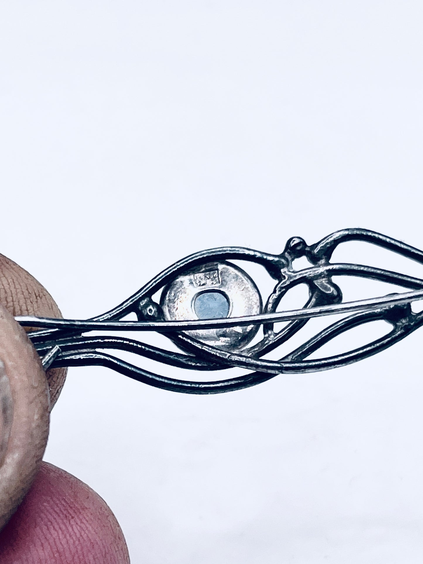 Anello Artigianale SPILLA RADICI Mod. SPILLA CON EMATITE Realizzato con Antica spilla in Argento (Prima Metà del ’900)