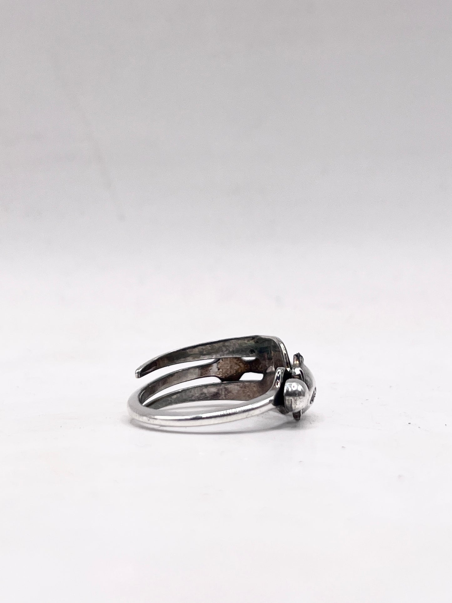 Anello Artigianale FEDINA/INTERO/SPIRALE DELFINO ARALDICO  Realizzato con Antica posata (Prima Metà del ’900)
