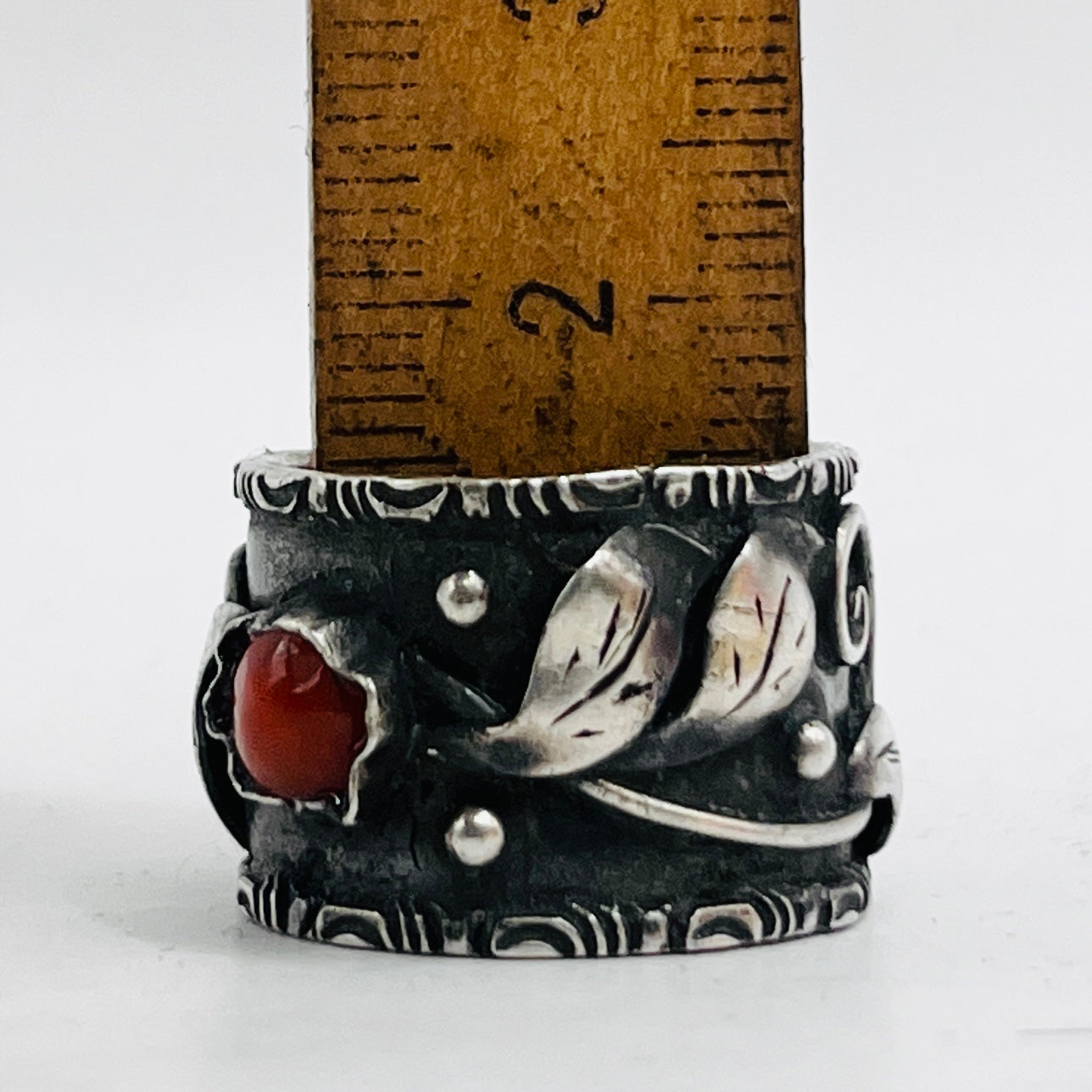 Anello Artigianale SPILLA CORALLO Mod. SPILLA Realizzato con Antica spilla in Argento (Prima Metà del ’900)