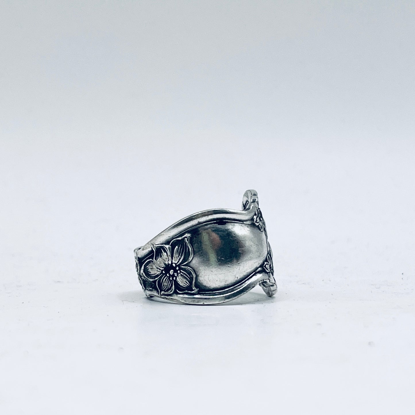 Anello Artigianale Mod. SPIRALE  ZAGARA Realizzato con Antica posata in Argento (Prima Metà del ’900)