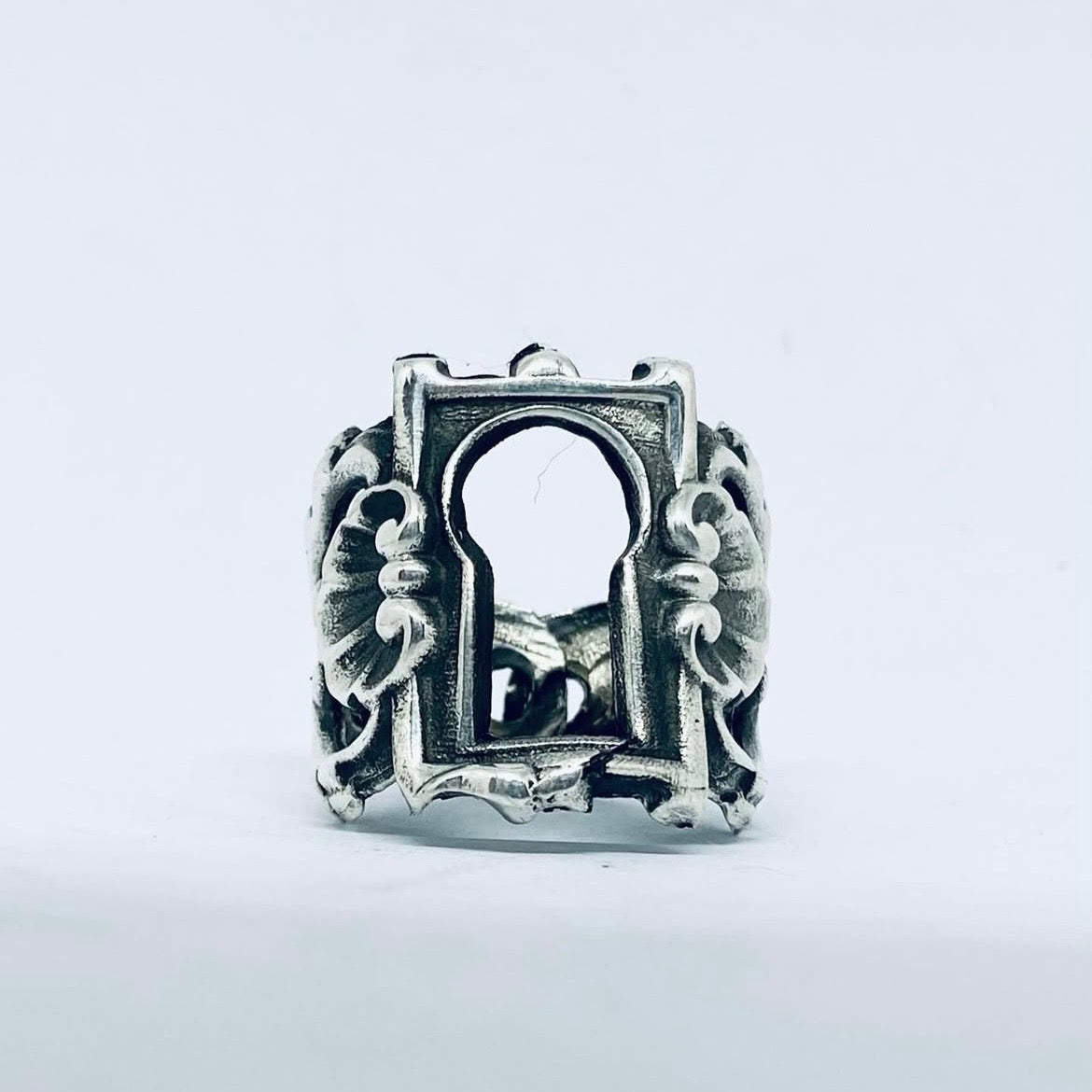 Anello Artigianale “SERRATURA CONCHIGLIE” Realizzato con serratura in Argento (Prima Metà del ’900)