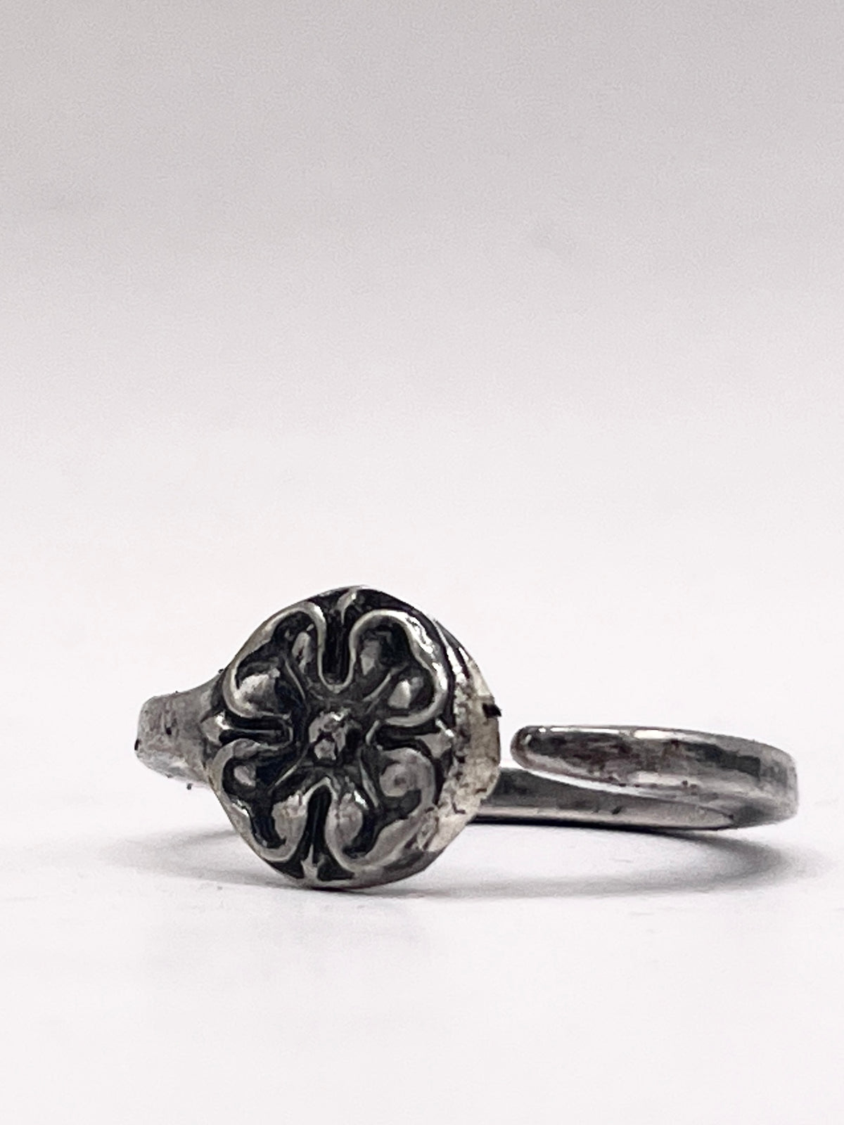 Anello Quadrifoglio ricavato da uno spiedino antico in argento 800