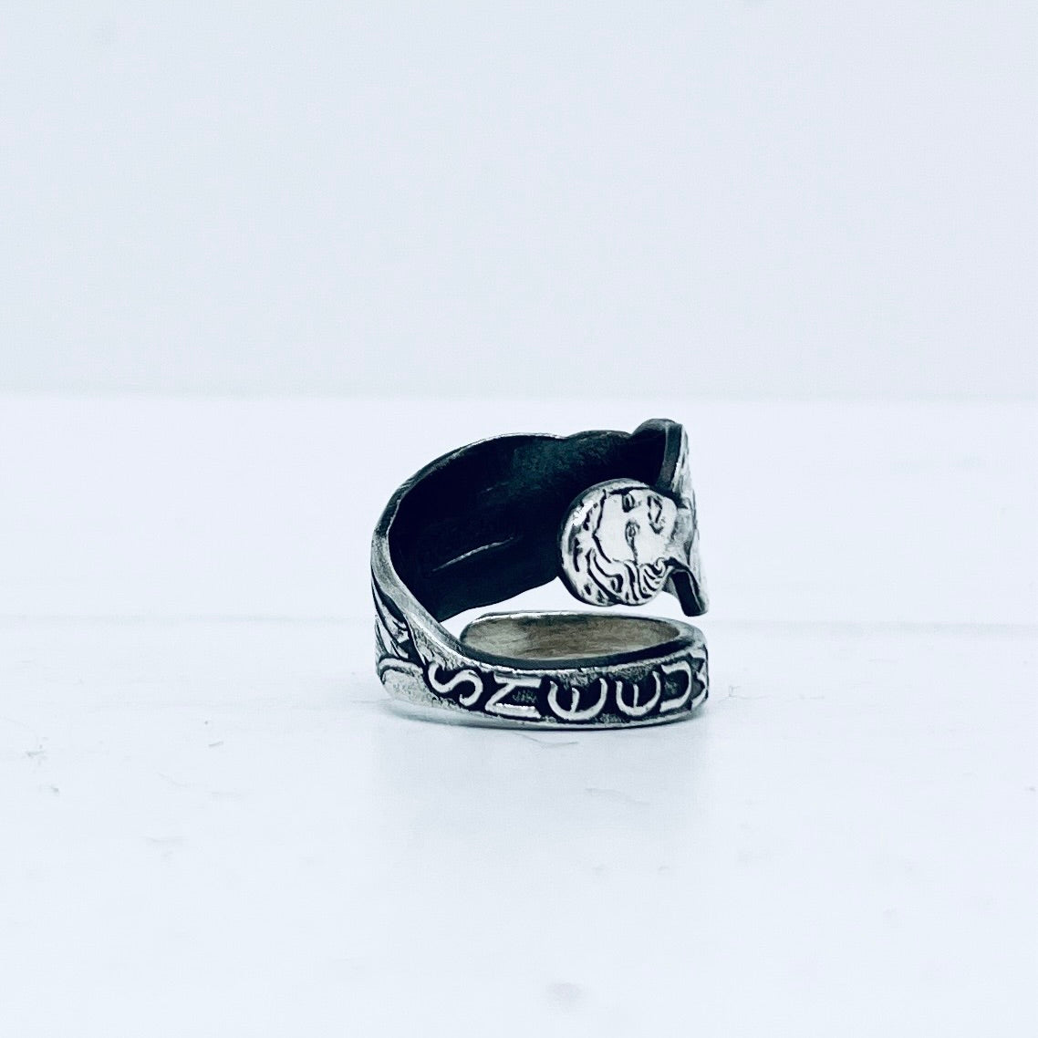 Anello Artigianale BIANCANEVE Mod. SPIRALE  Realizzato con Antica posata in Argento (Prima Metà del ’900)