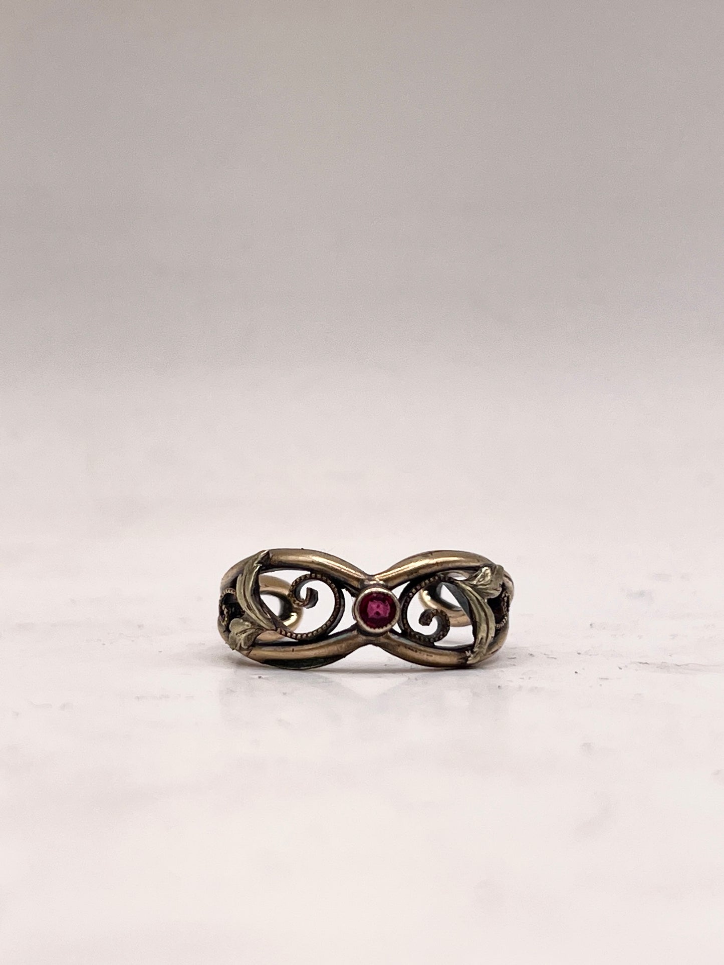 Anello Artigianale SPILLA INFINITI Mod. SPILLA GRANATO Realizzato con Antica spilla in Argento Bagnata Oro (Prima Metà del ’900)