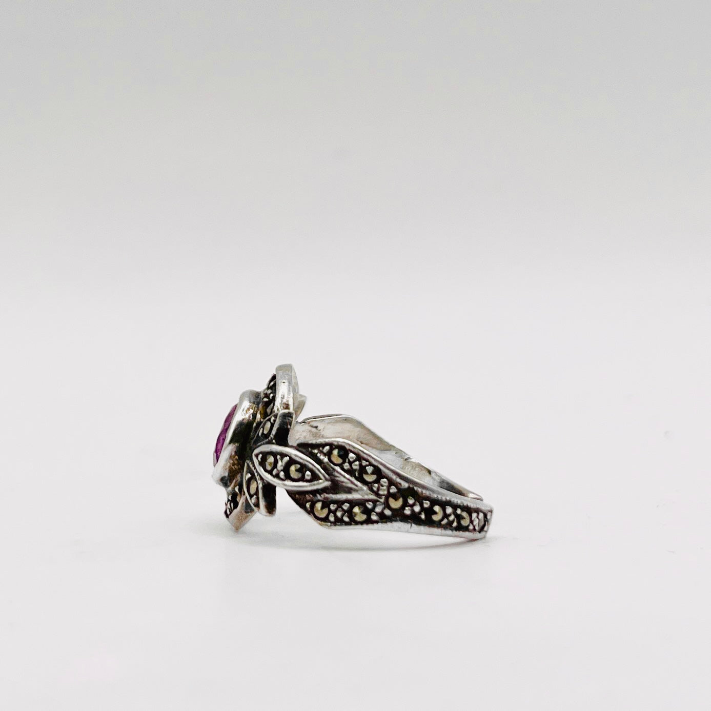 Anello Artigianale SPILLA AMETISTA MARCASSITE Mod. SPILLA Realizzato con Antica spilla in Argento (Prima Metà del ’900)