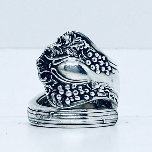 Anello Artigianale Mod. SPIRALE  Realizzato con Antica posata in Argento (Prima Metà del ’900)