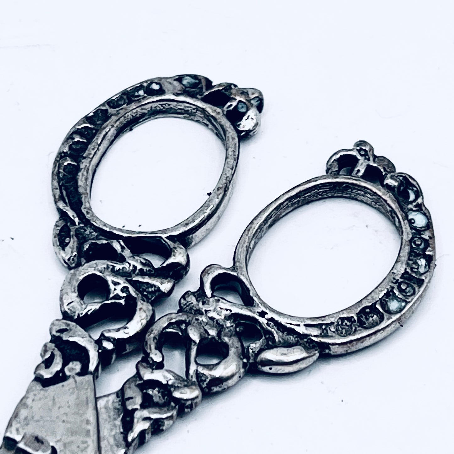 Anello Artigianale FORBICINE SARTA Mod. SPIRALE  Realizzato con Antica posata in Argento (Prima Metà del ’900)