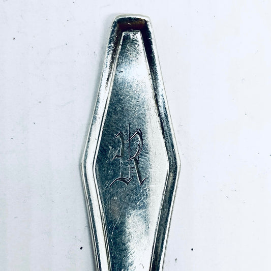 Anello Artigianale con Iniziale R