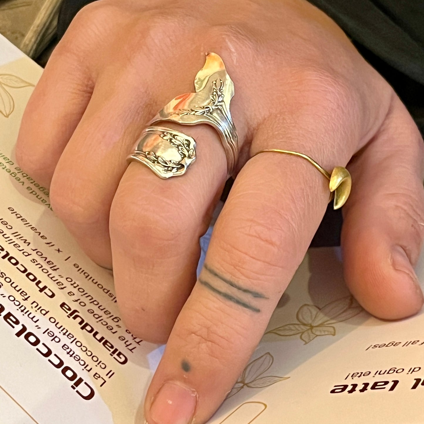 Anello Artigianale Mod. CODA LAVORATA Realizzato con Antica posata in Argento (Prima Metà del ’900)