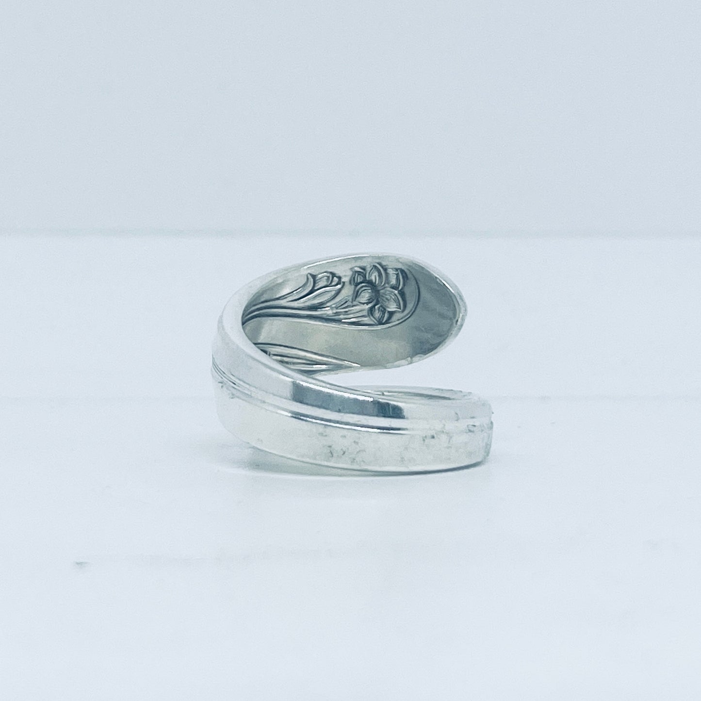Anello Artigianale Mod. SPIRALE  Realizzato con Antica posata in Argento (Prima Metà del ’900)