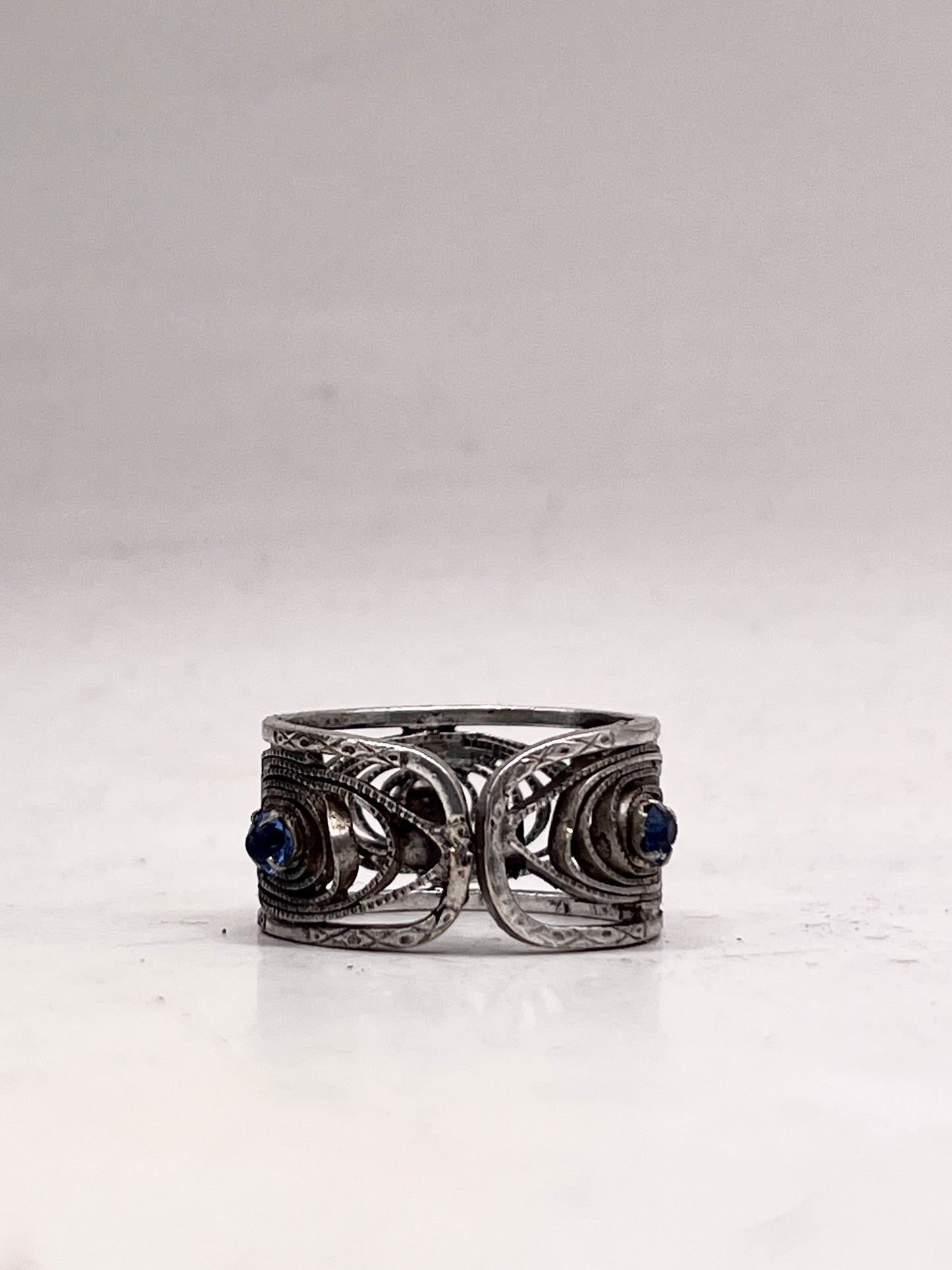 Anello Artigianale SPILLA IPNOSI Mod. SPILLA FILIGRANA Realizzato con Antica spilla in Argento (Prima Metà del ’900)