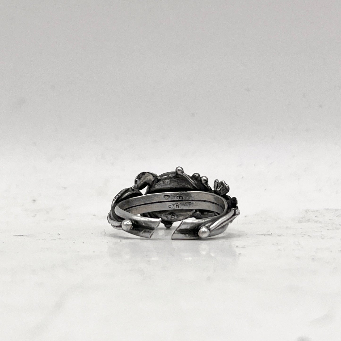 Anello Artigianale SPILLA AMBRA Mod. SPILLA Realizzato con Antica spilla in Argento (Prima Metà del ’900)