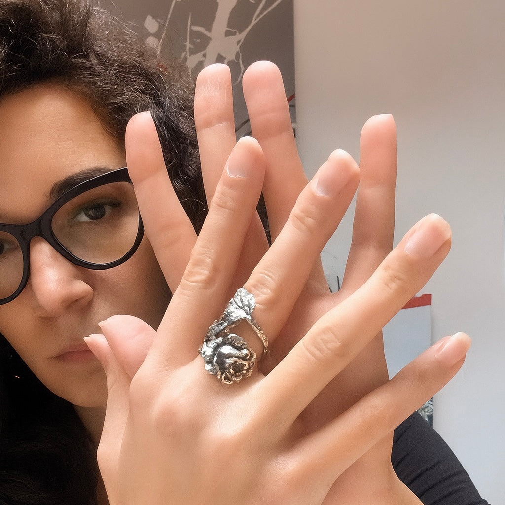 Anello Artigianale ROSA&FOGLIA Mod. PINZETTA  Realizzato con Antica pinzetta in Argento 925 (Prima Metà del ’900)