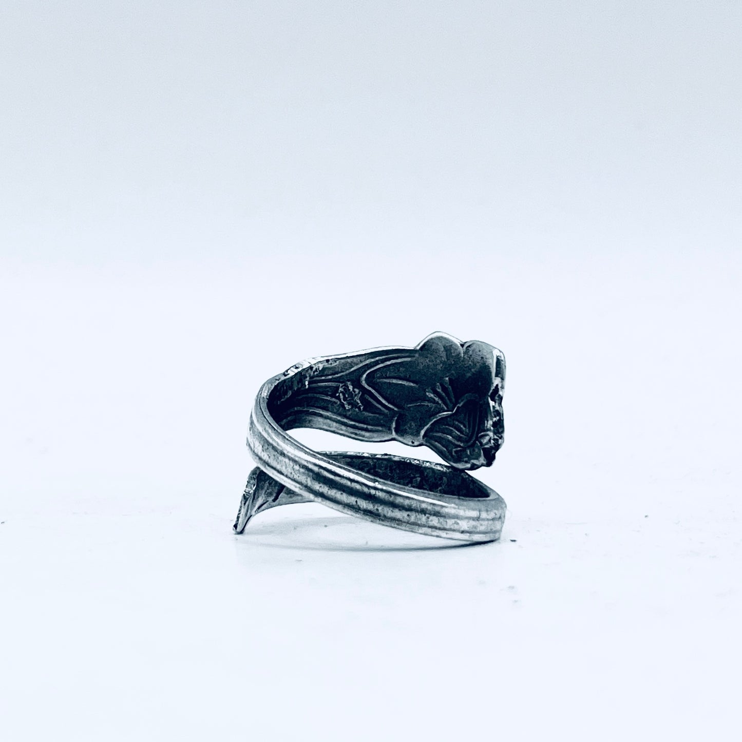 Anello Artigianale GIGLIO Mod. SPIRALE  Realizzato con  Antica posata in Argento (Prima Metà del ’900)