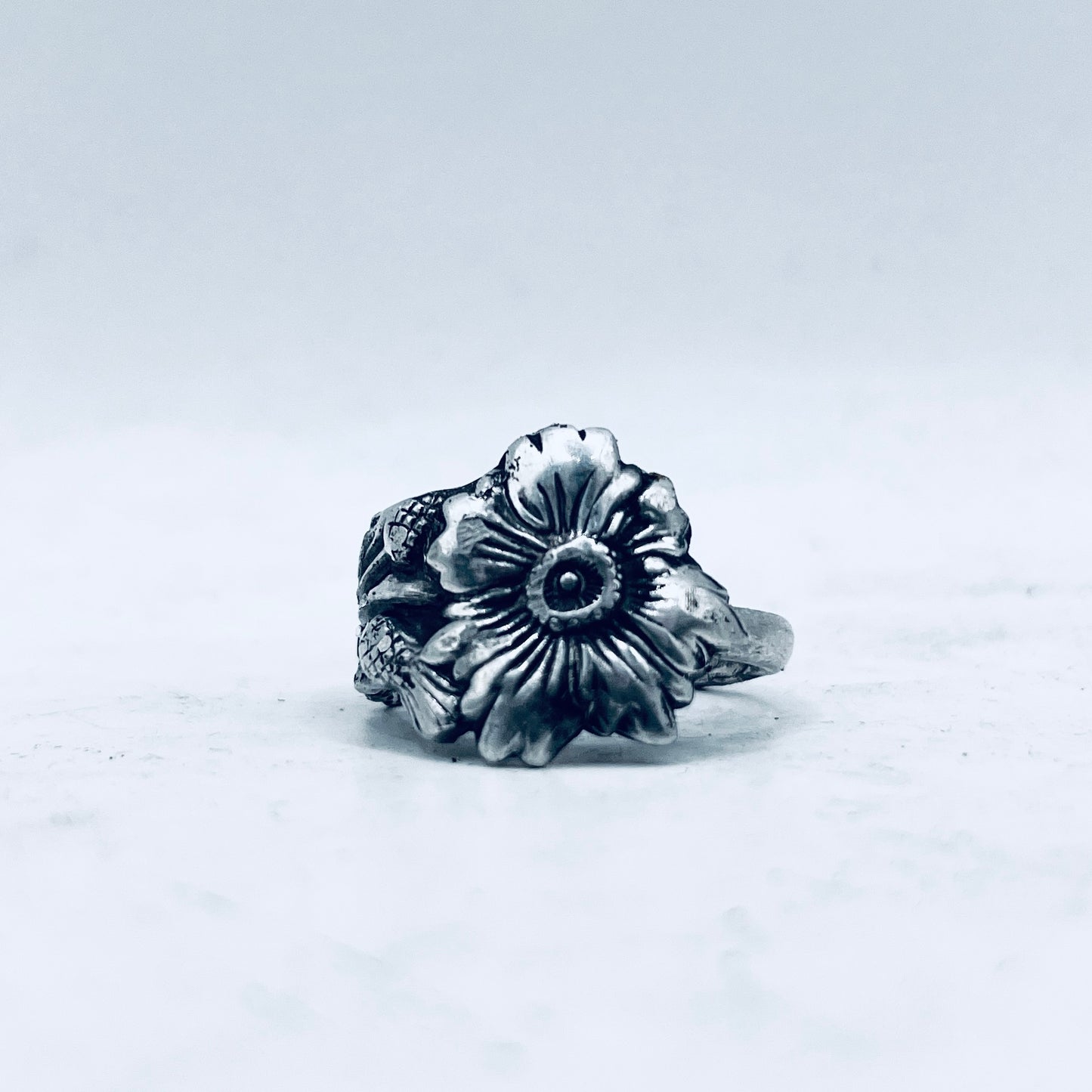 Anello Artigianale CARDO SCOZIA Mod. SPIRALE/CLASSICO Realizzato con Antica posata in Argento (Prima Metà del ’900)