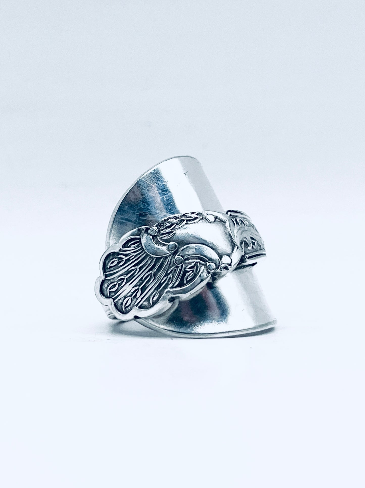 Anello Artigianale PAVONE Mod. SPIRALE/INTERO/CLASSICO  Realizzato con intero Antico Cucchiaino in Argento (Prima Metà del ’900)