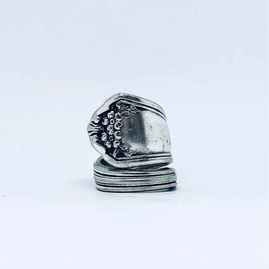 Anello Artigianale Mod. SPIRALE  Realizzato con Antica posata in Argento (Prima Metà del ’900)