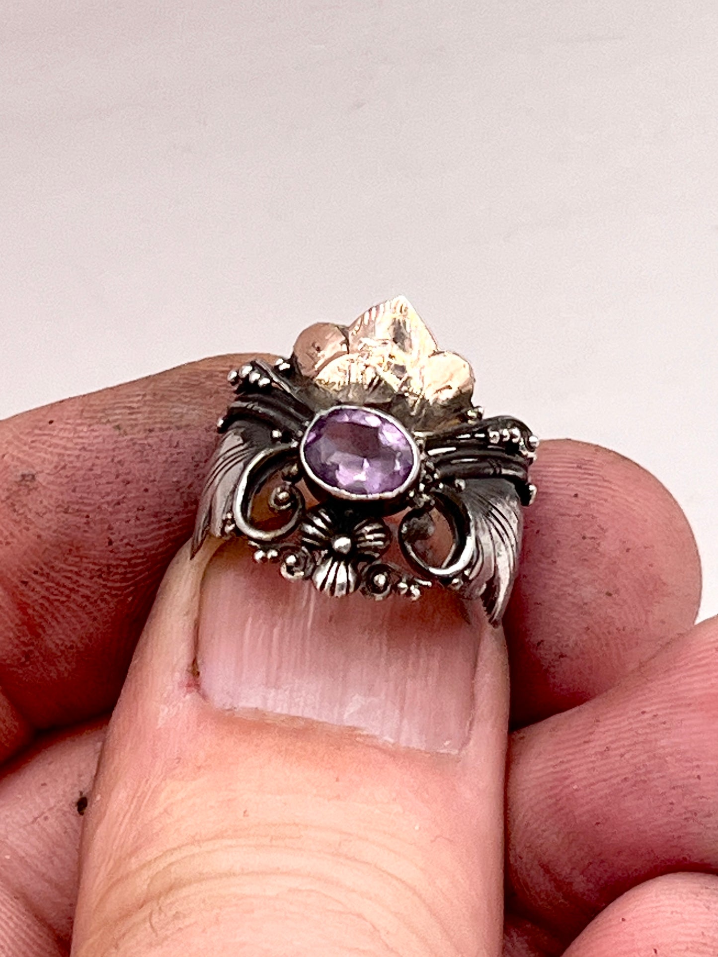 Anello Artigianale SAILOR MOON Mod. SPILLA AMETISTA Realizzato con Antica spilla in Argento (Prima Metà del ’900)