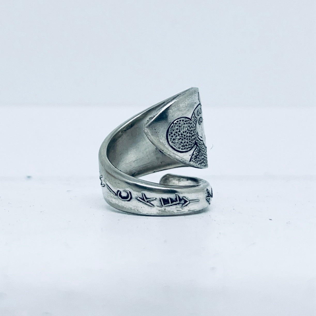 Anello Artigianale MICKEY MOUSE Mod. SPIRALE  Realizzato con Antica posata in Argento (Prima Metà del ’900)