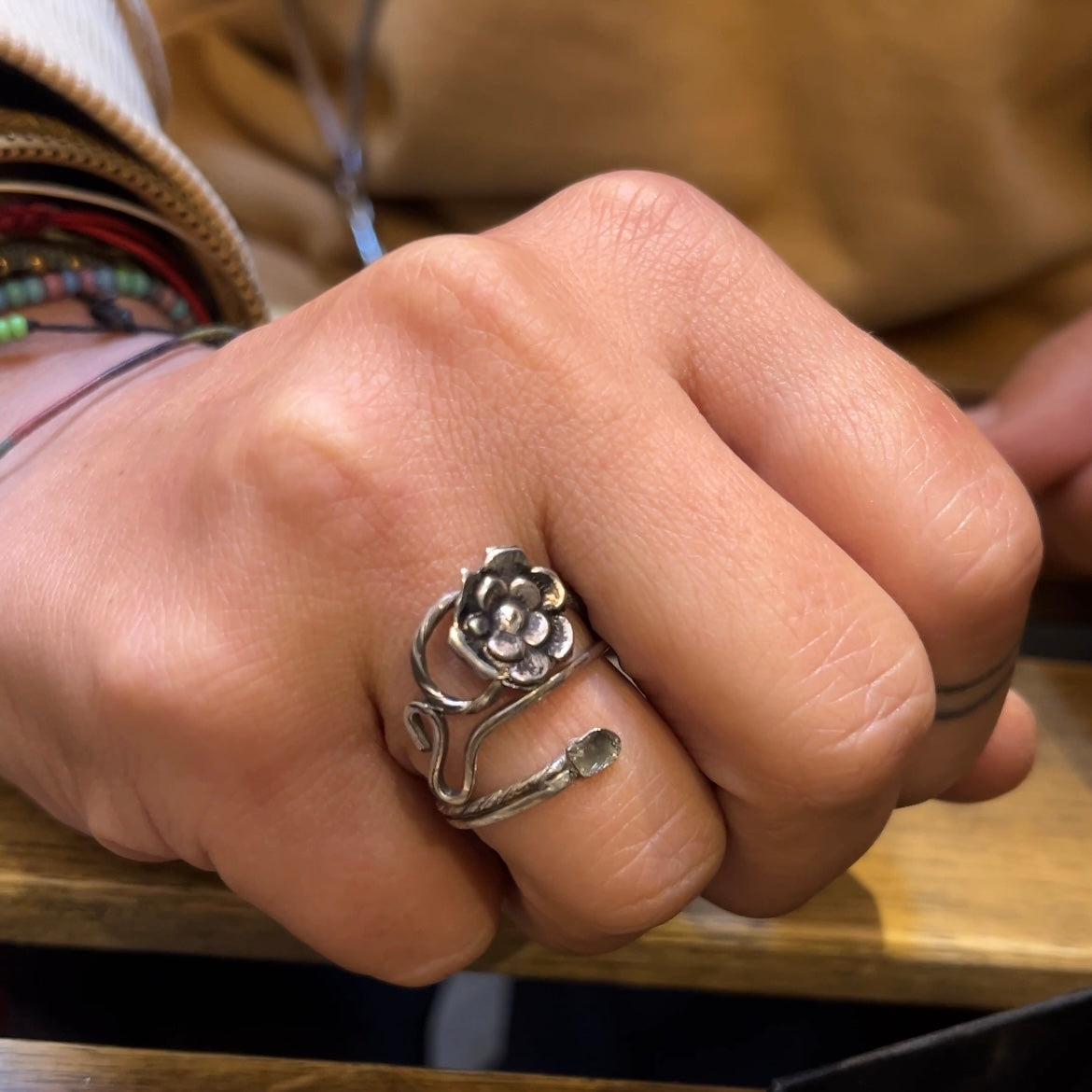 Anello Artigianale ART NOUVEAU Mod. INTERO/SPIRALE  Realizzato con Antica posata in Argento (Prima Metà del ’900)