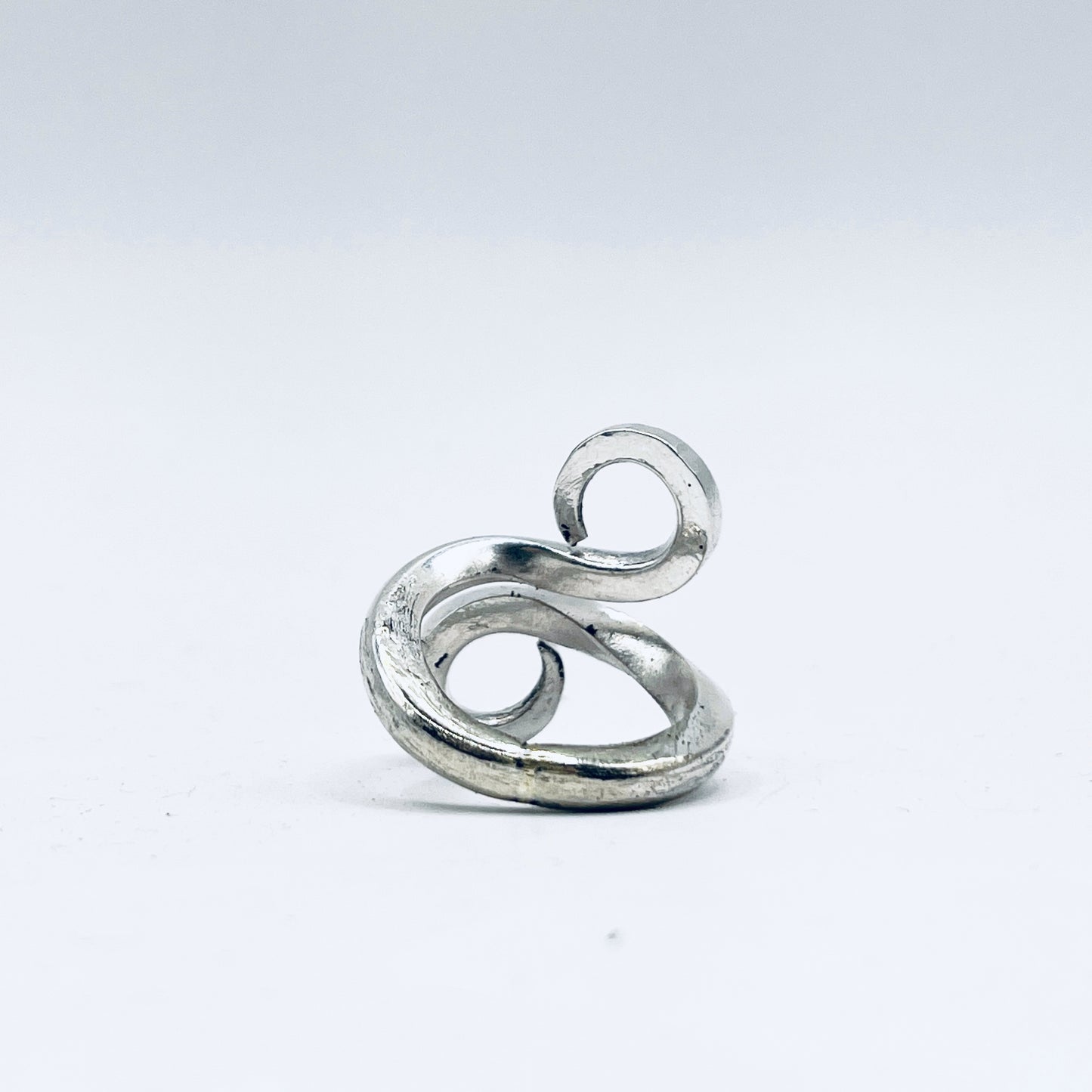 Anello Artigianale SPIRA Mod. REBBI Realizzato con Antica posata in Argento (Prima Metà del ’900)