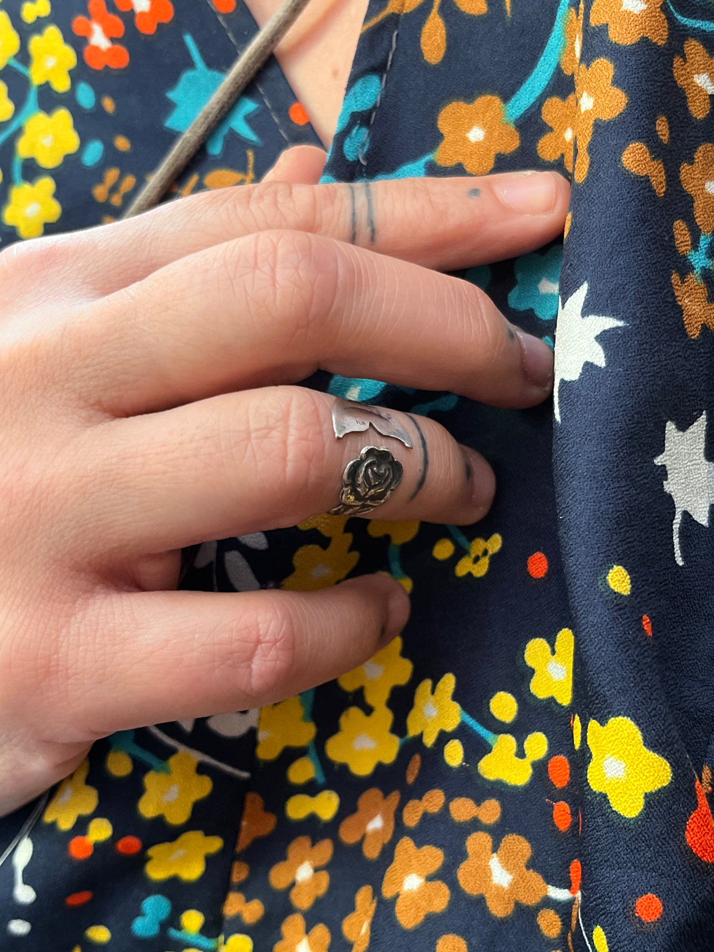 Anello Artigianale Mod. MINICODA#01 ROSA Realizzato con Antica posata in Argento (Prima Metà del ’900)