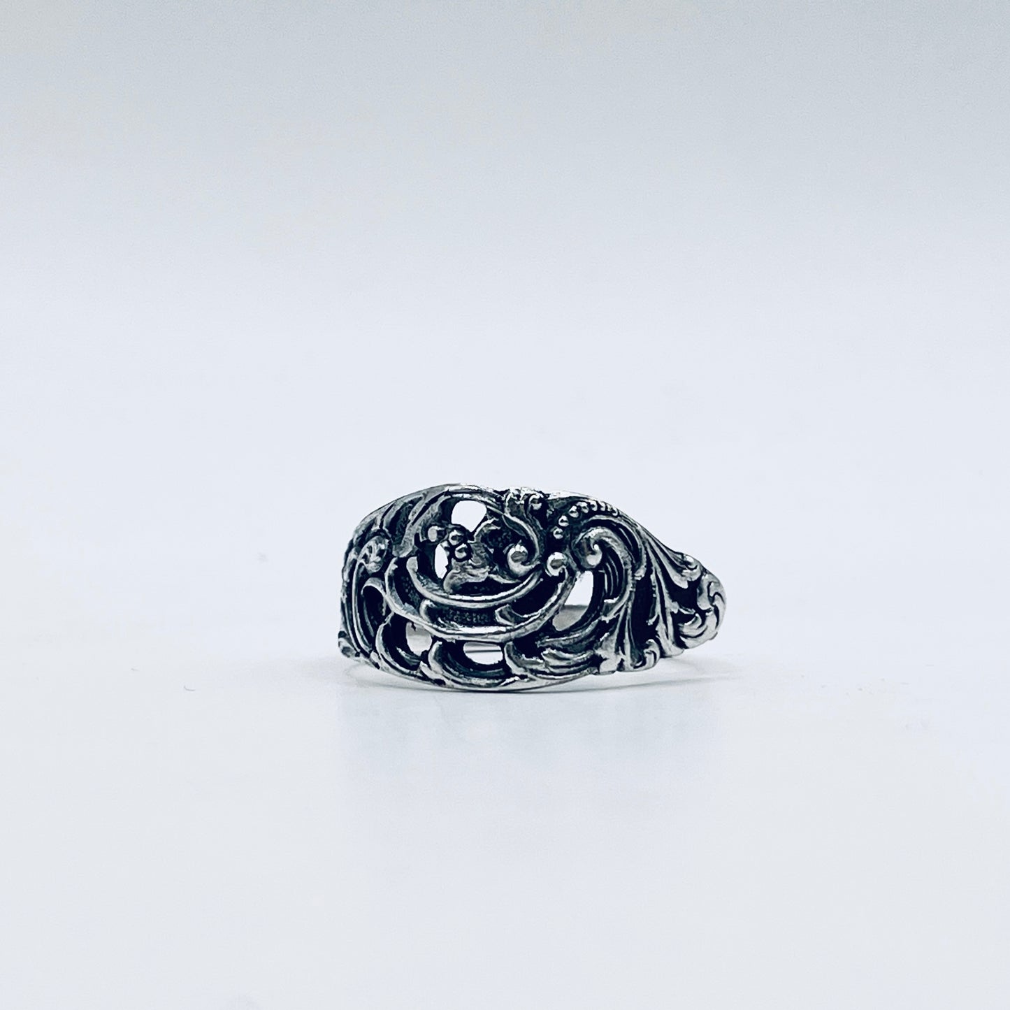 Anello Artigianale UVA TRAFORATO Mod. CLASSICO  Realizzato con Antica posata in Argento (Prima Metà del ’900)