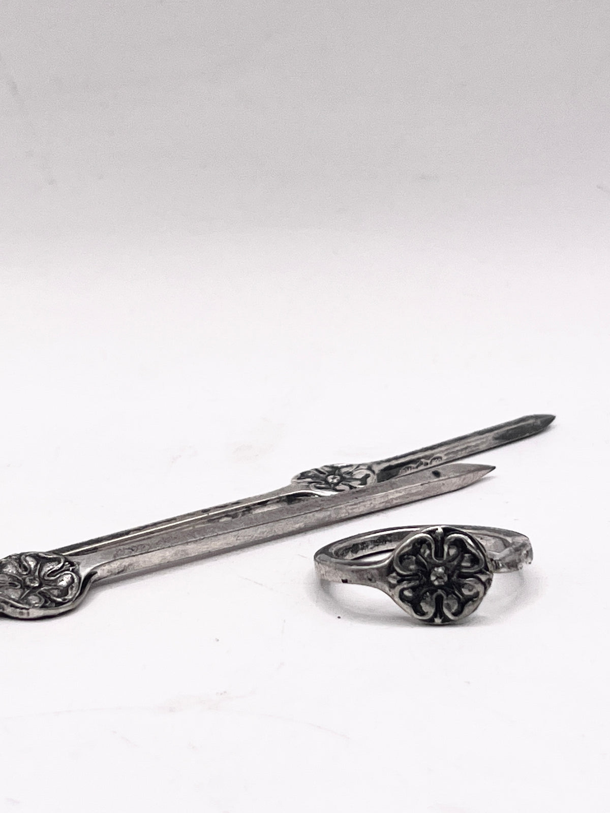 Anello Quadrifoglio ricavato da uno spiedino antico in argento 800 – vista 3