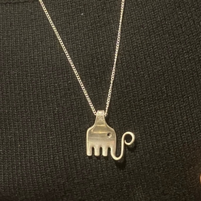 Pendente Artigianale Mod. ELEFANTE Realizzato con Antica Posata in Argento (Prima Metà del ’900)