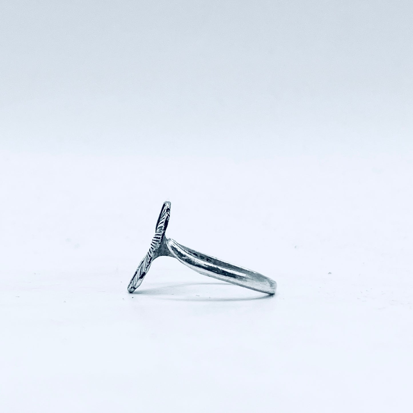 Anello Artigianale GINKGO Mod. SPILLA Realizzato con Antica spilla in Argento (Prima Metà del ’900)
