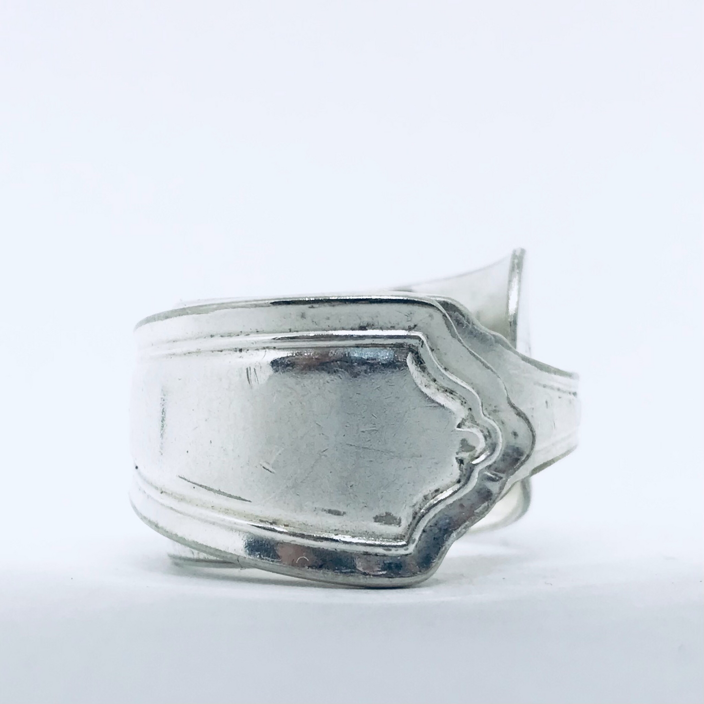 Anello Artigianale Mod. SPALMABURRO  Realizzato con intero Antico Cucchiaino in Argento (Prima Metà del ’900)