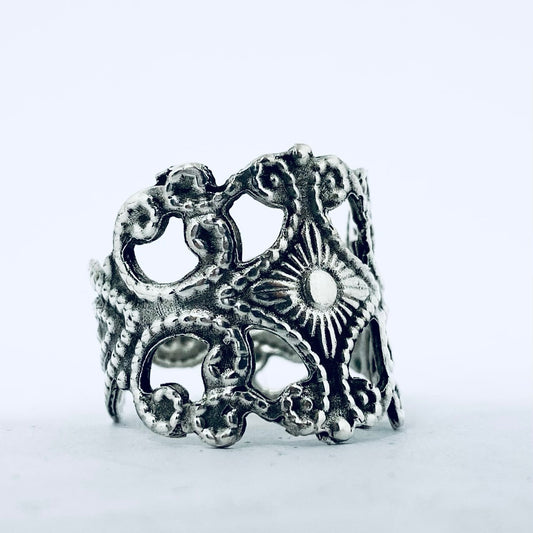 Anello Artigianale “BOCCHETTA SERRATURA ROMBO” Realizzato con bocchetta serratura in Argento (Prima Metà del ’900)