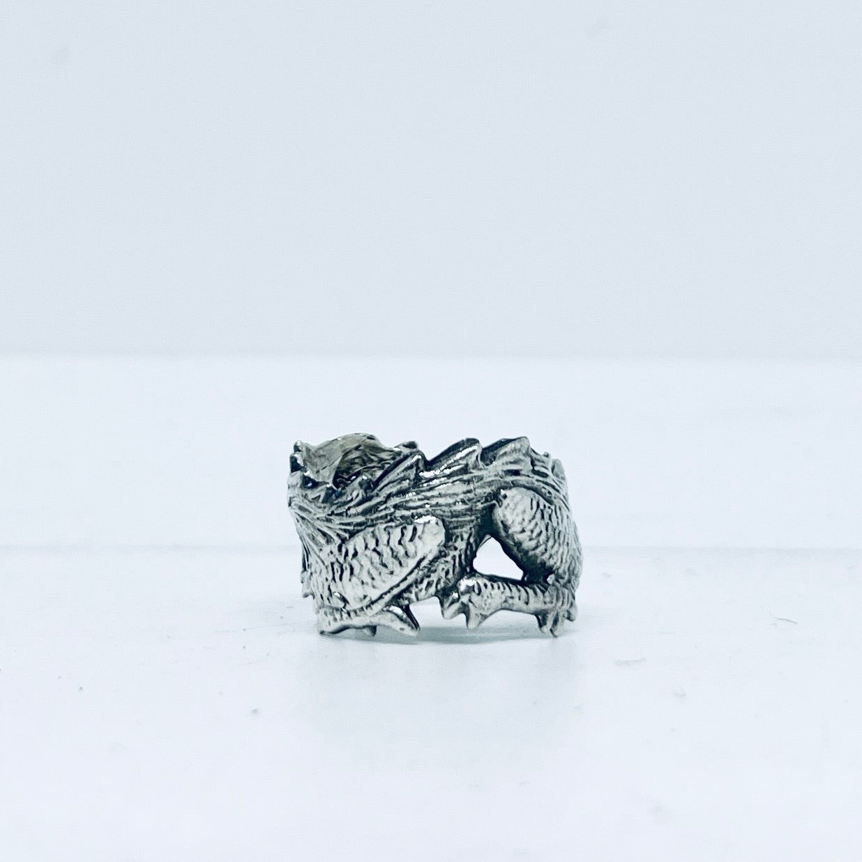 Anello Artigianale DRAGONE Mod. SPILLA Realizzato con Antica spilla in Argento (Prima Metà del ’900)