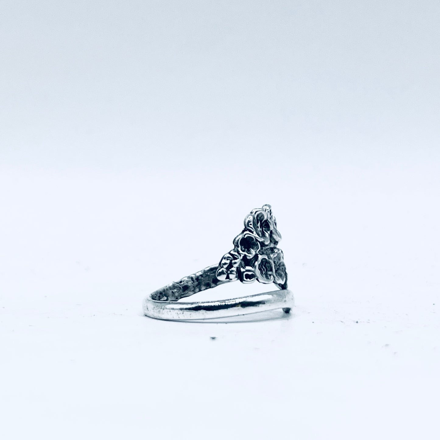 Anello Artigianale NONTISCORDARDIMÉ Mod. SPIRALE  Realizzato con  Antica posata in Argento (Prima Metà del ’900)