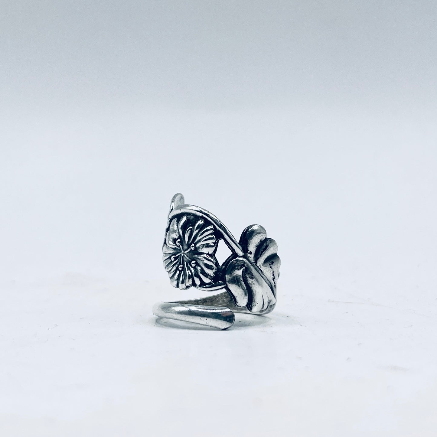 Anello Artigianale FIORDALISO FINLANDESE  Mod. SPIRALE/CLASSICO Realizzato con Antica posata (Prima Metà del ’900)