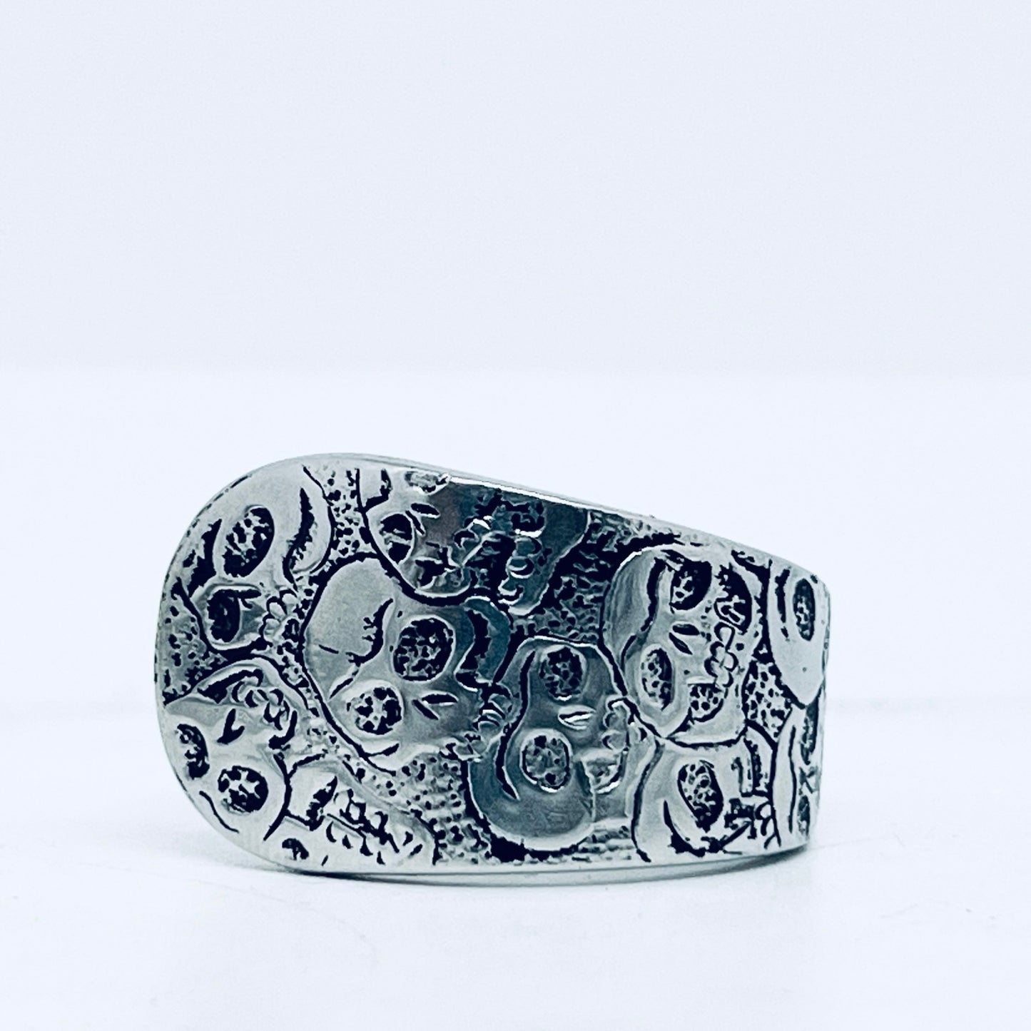 Anello Artigianale CALAVERAS Mod. CLASSICO  Realizzato con Antica posata in INOX (Prima Metà del ’900)